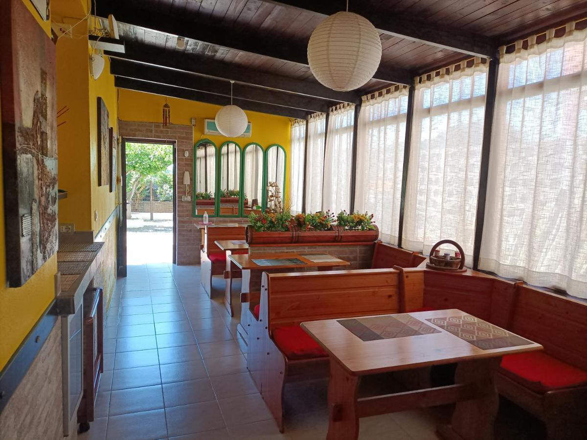 Mony'S Island B&B Алгеро Екстериор снимка